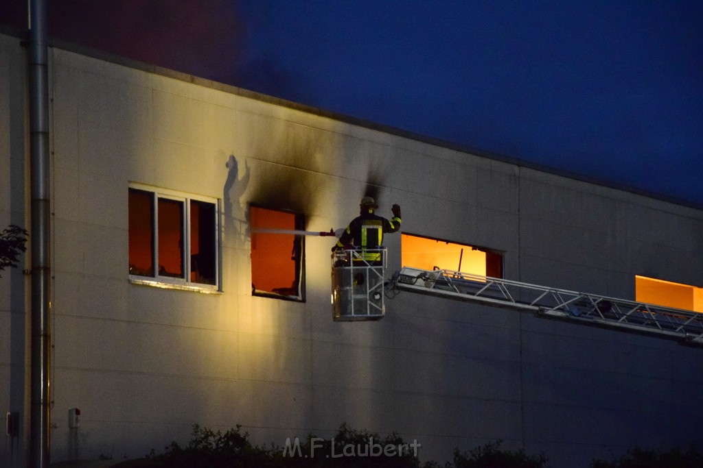 Grossbrand Halle Troisdorf Kriegsdorf Junkersring P428.JPG - Miklos Laubert